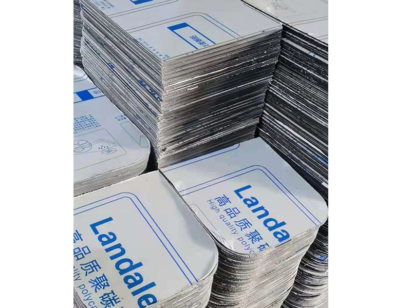 陽光板廠家：陽光板防老化和防發(fā)黃方法！